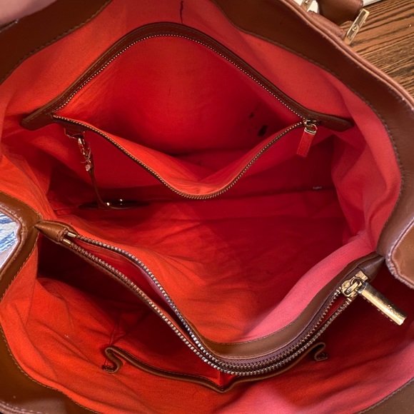 Tory Burch Tote Bag - Picture 7 of 8